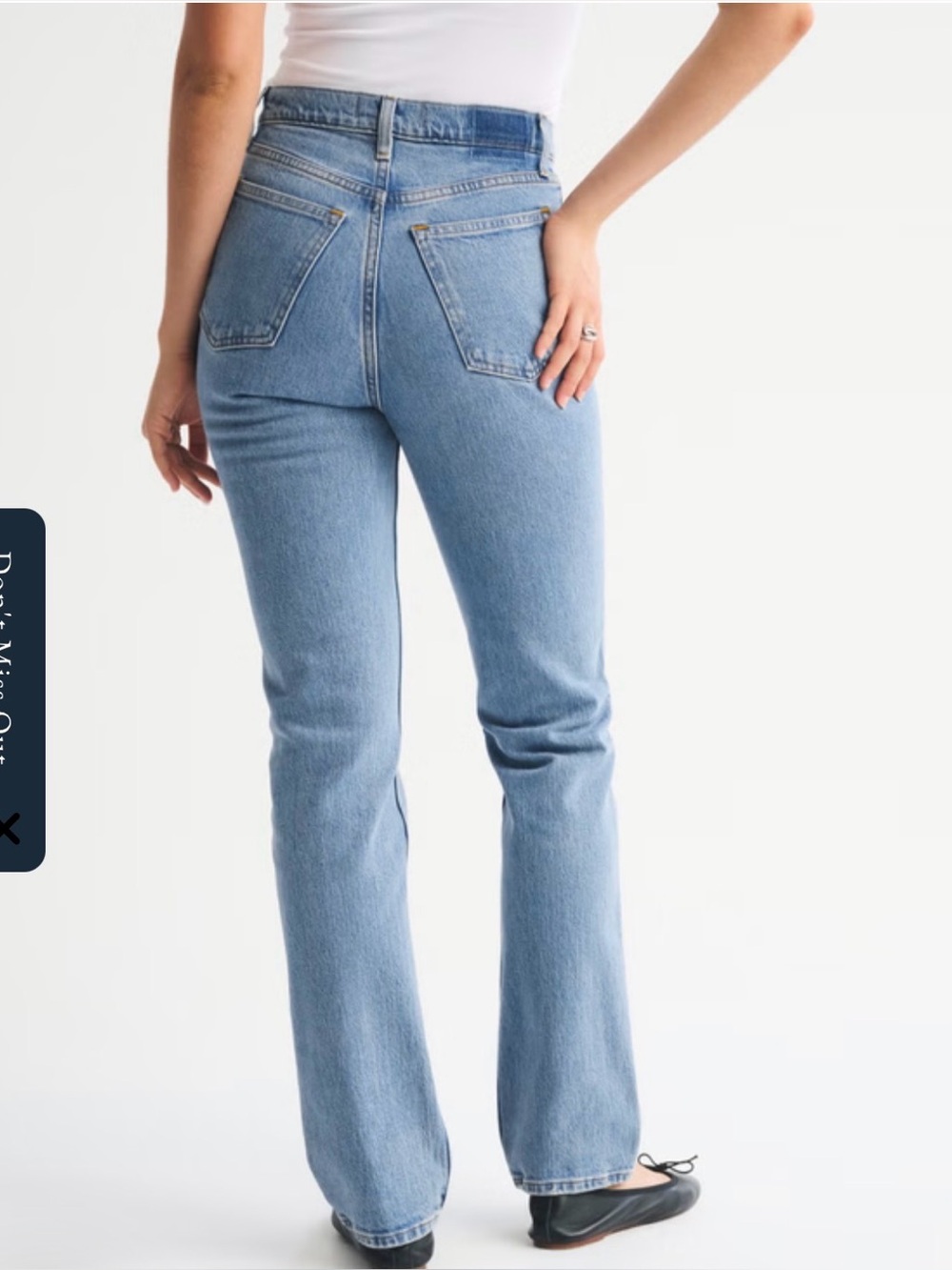 Abercrombie & Fitch Ultra High Rise 90s Straight Jean - Picture 4 of 6
